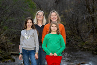Elizabeth and Jen Family Portraits 2025-10