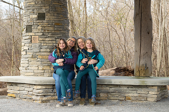 Elizabeth and Jen Family Portraits 2022-2