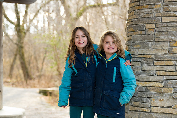 Elizabeth and Jen Family Portraits 2022-15