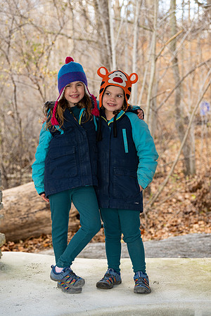 Elizabeth and Jen Family Portraits 2022-18
