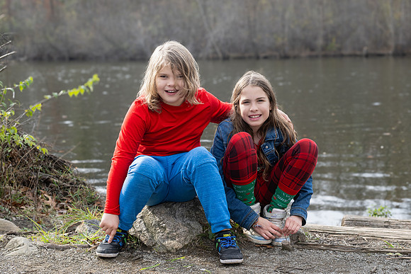 Elizabeth and Jen Family Portraits 2024-18