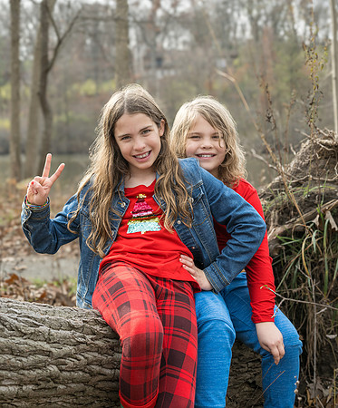 Elizabeth and Jen Family Portraits 2024-25