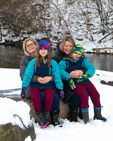 Elizabeth and Jen Family Portraits 2021 Pic-43