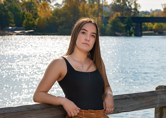 Meredith L Senior Portraits Pic-21
