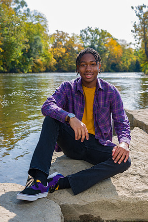 Dakarai Senior Portrait Pic -11