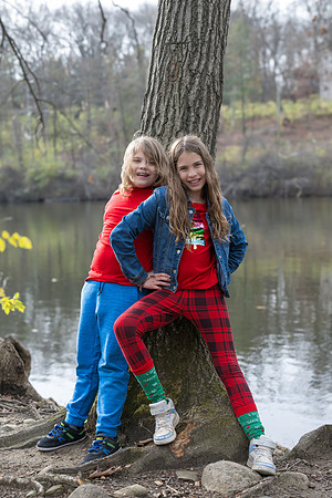Elizabeth and Jen Family Portraits 2024-37