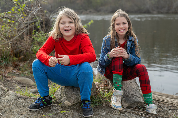 Elizabeth and Jen Family Portraits 2024-16